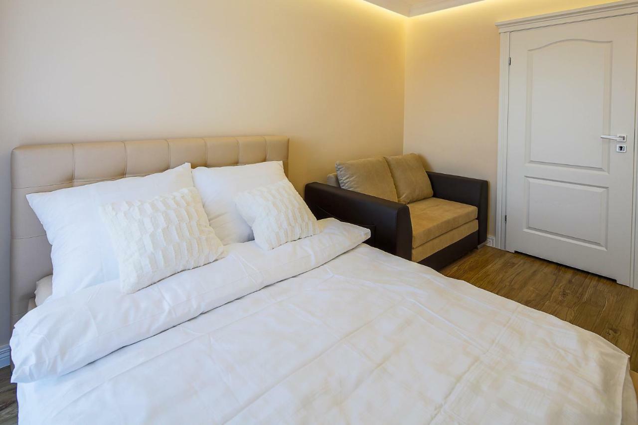 Apartament Paryski Miedzyzdroje Exterior foto